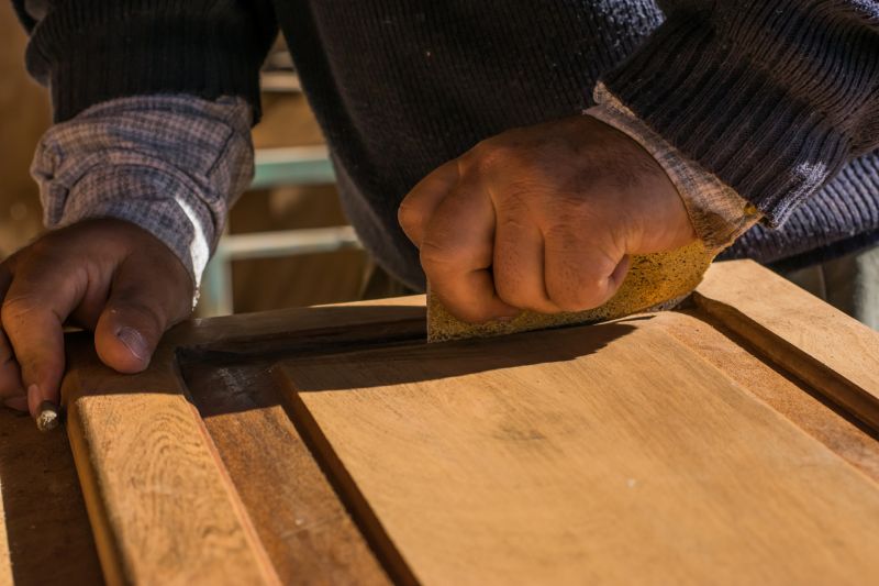 Tools for Revarnishing